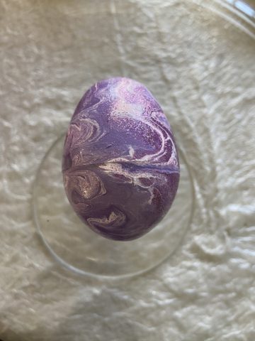 nice seam on purple painted easter egg